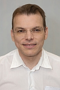OA Dr. Niklas Zojer, Fotocredit: Wilhelminenspital, Foto: Bernhard Noll